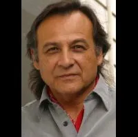 영화배우인 리차드 이니게즈의 대표 이미지