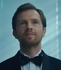 영화배우인 일리야 예르몰로프의 대표 이미지