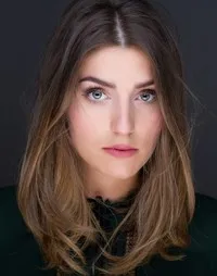 영화배우인 안델라 요바노비츠의 대표 이미지