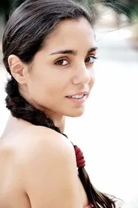 영화배우인 크리스티아나 델아나의 대표 이미지