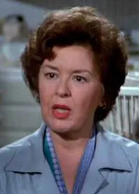 배우인 사다 톰슨의 대표 이미지