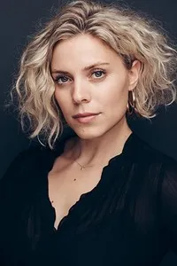 영화배우인 요세피네 트베르모에스의 대표 이미지