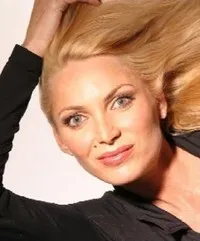 영화배우인 셀리 미첼의 대표 이미지