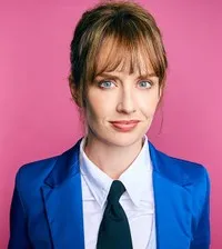 영화배우인 크리스티 니콜스의 대표 이미지