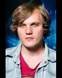 영화배우인 젠나디 비리파예프의 대표 이미지