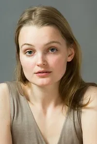 영화배우인 브리테 슈뇌잉크의 대표 이미지