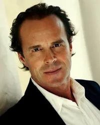 배우인 얀 니클라스의 대표 이미지