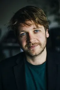 영화배우인 요프 버르몰런의 대표 이미지