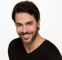 영화배우인 클라우디오 린스의 대표 이미지