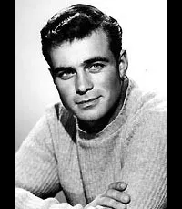 영화배우인 글렌 코벳의 대표 이미지