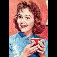 배우인 셸리 파베어스의 대표 이미지