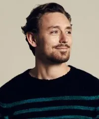 영화배우인 제이제이 페일드의 대표 이미지