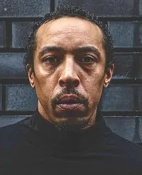 영화배우인 자로우 벤자민의 대표 이미지