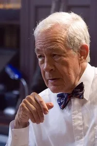 배우인 잭 라슨의 대표 이미지