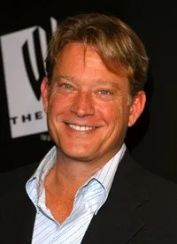 영화배우인 크리스토퍼 리치의 대표 이미지