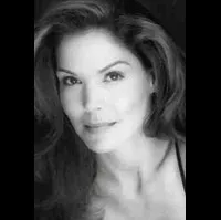 배우인 파울라 트리키의 대표 이미지