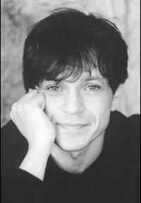 배우, 감독인 로베르토 드 프란체스코의 대표 이미지