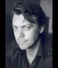 배우인 에릭 빌라르의 대표 이미지