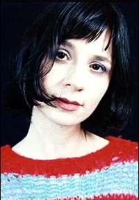 배우인 에츠터 발린트의 대표 이미지