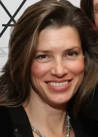 영화배우, 작가인 샘 소르보의 대표 이미지