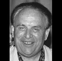 배우인 알프레드 에델의 대표 이미지