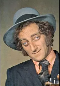 배우, 각본, 감독, 음악, 제작/기획인 마티 펠드먼의 대표 이미지