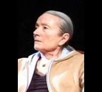 배우인 모니크 쇼메트의 대표 이미지