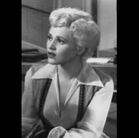 배우, 음악인 주디 홀리데이의 대표 이미지