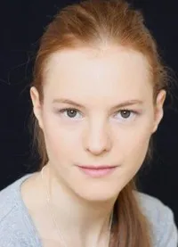 배우인 쥘리-마리 파르망티에의 대표 이미지