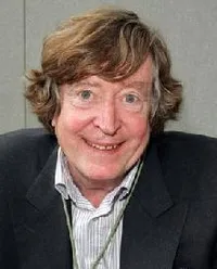 배우인 데이빗 콜링스의 대표 이미지