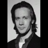 배우, 제작/기획인 마이클 라일리의 대표 이미지