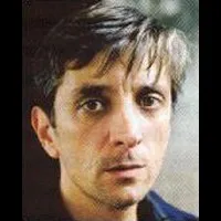 배우인 미구엘 길헤르메의 대표 이미지