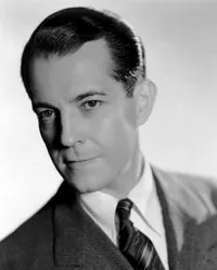 배우, 감독, 각본, 제작/기획인 라몬 노바로의 대표 이미지