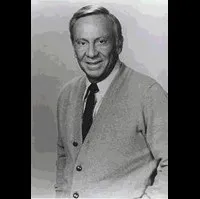 배우인 노먼 펠의 대표 이미지