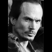 배우인 데이빗 샤크 프랄릭의 대표 이미지