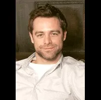 영화배우인 데이비드 서클리프의 대표 이미지