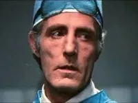 배우인 데이빗 게일의 대표 이미지