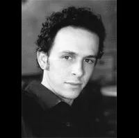 배우, 각본인 재러드 폴의 대표 이미지