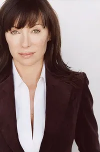 배우인 탄야 뉴부드의 대표 이미지