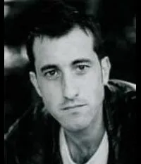 배우인 안소니 팔리오티의 대표 이미지