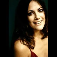 배우인 베티나 짐머만의 대표 이미지