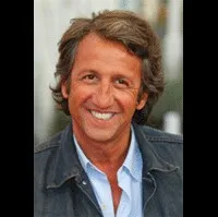 영화배우인 리샤르 안코니나의 대표 이미지