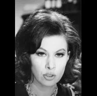 배우인 마갈리 노엘의 대표 이미지