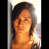 배우인 타카노 핫세이의 대표 이미지