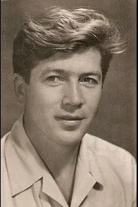 배우인 발렌틴 주브코프의 대표 이미지