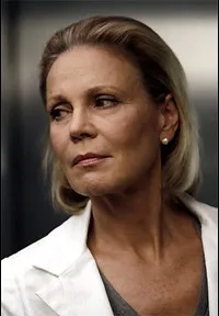 영화배우인 마르트 켈러의 대표 이미지