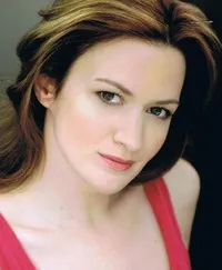 영화배우인 켈리 허친슨의 대표 이미지