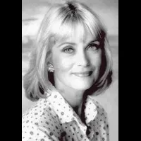 배우인 알렉산드라 바스테도의 대표 이미지