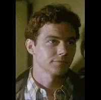 배우인 와이어트 나이트의 대표 이미지