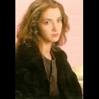 영화배우인 미리엄 루셀의 대표 이미지